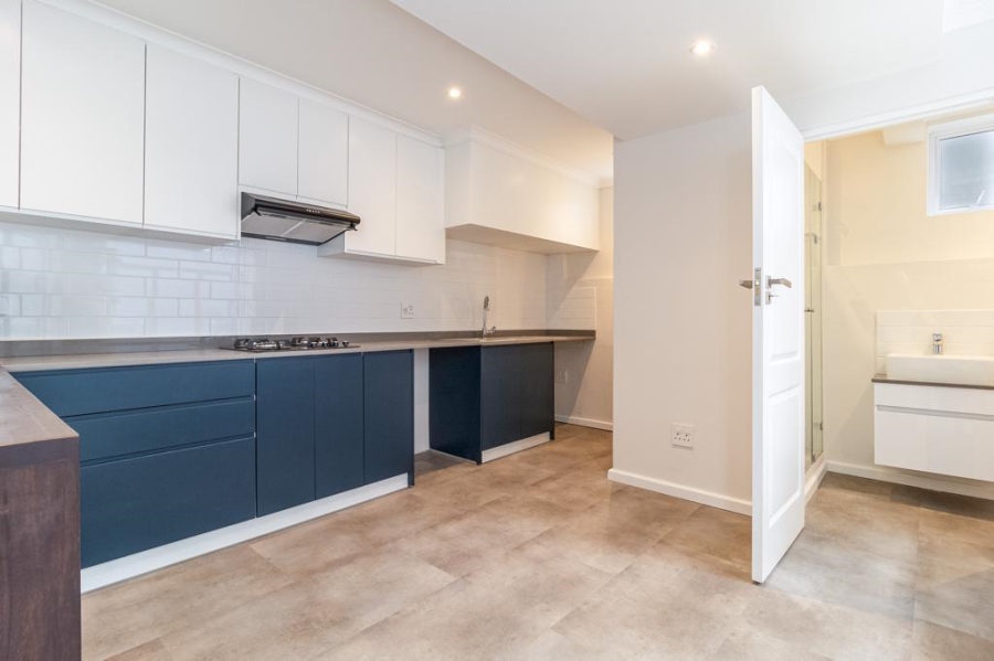 To Let 1 Bedroom Property for Rent in Fresnaye Western Cape